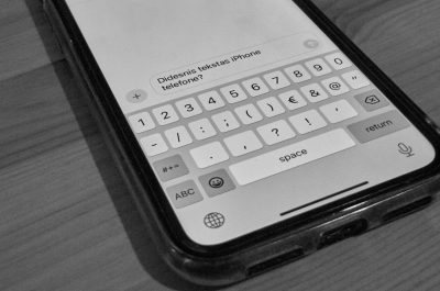 kaip iphone padidinti tekstą, padidinti ar sumažinti raides